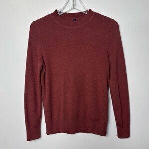 ARACH & CLOZ Wool Blend Crewneck Sweater Small
Rust Red Cinnamon Color.